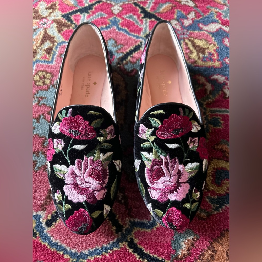 kate spade Black Velvet and Embroidered Flats Size 6.5 Pre-owned